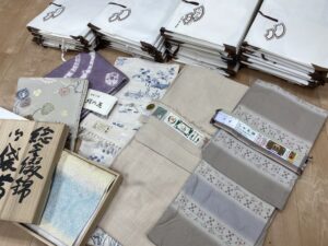 兵庫県（神戸市）にて、有名機屋さんの帯や産地の織物を訪問高価買い取りいたしました。